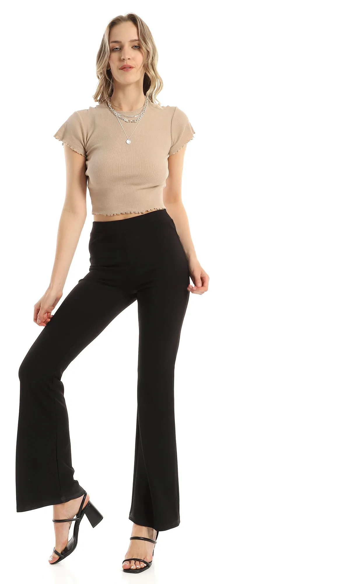 97059 Round Neck Regular Fit Coffee Cropped Top