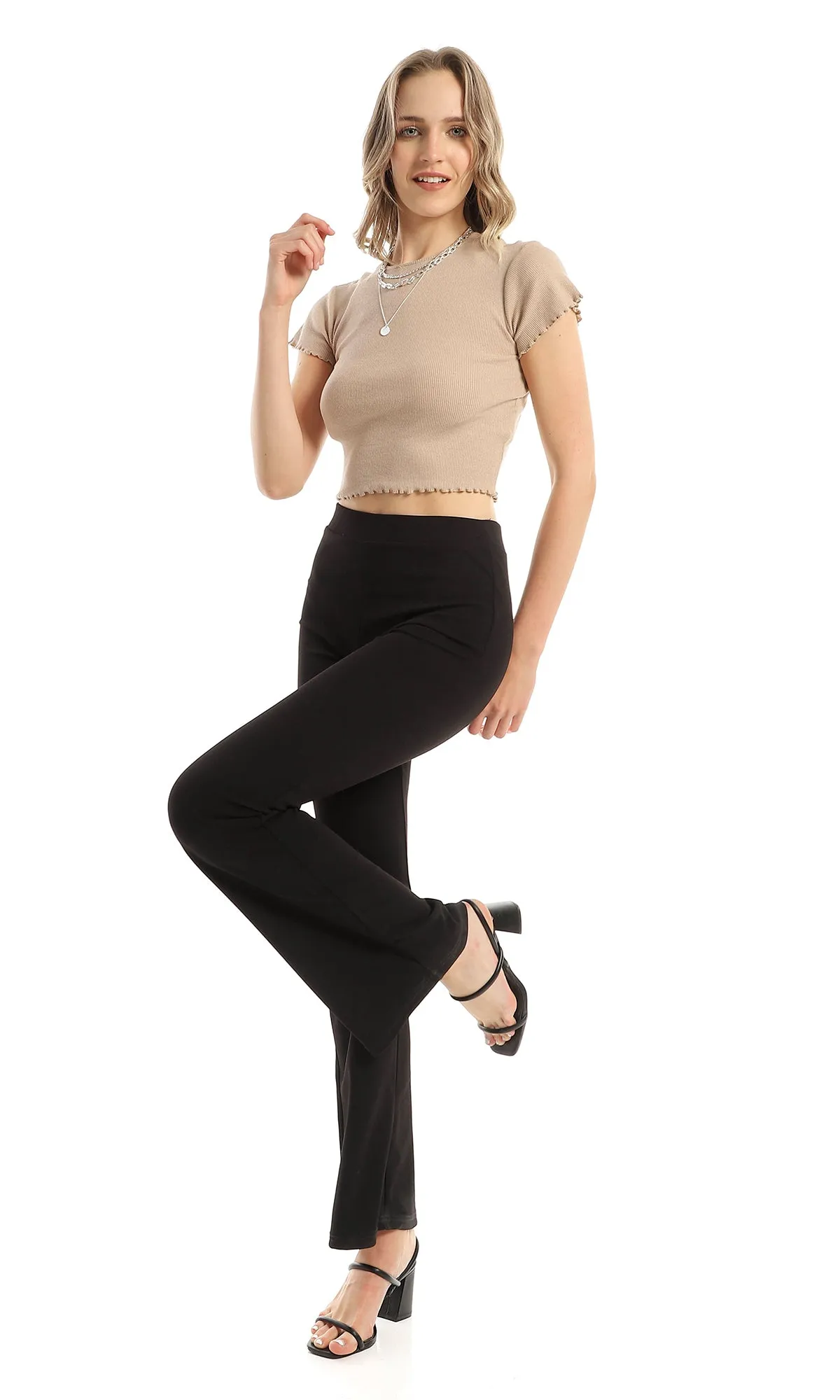 97059 Round Neck Regular Fit Coffee Cropped Top