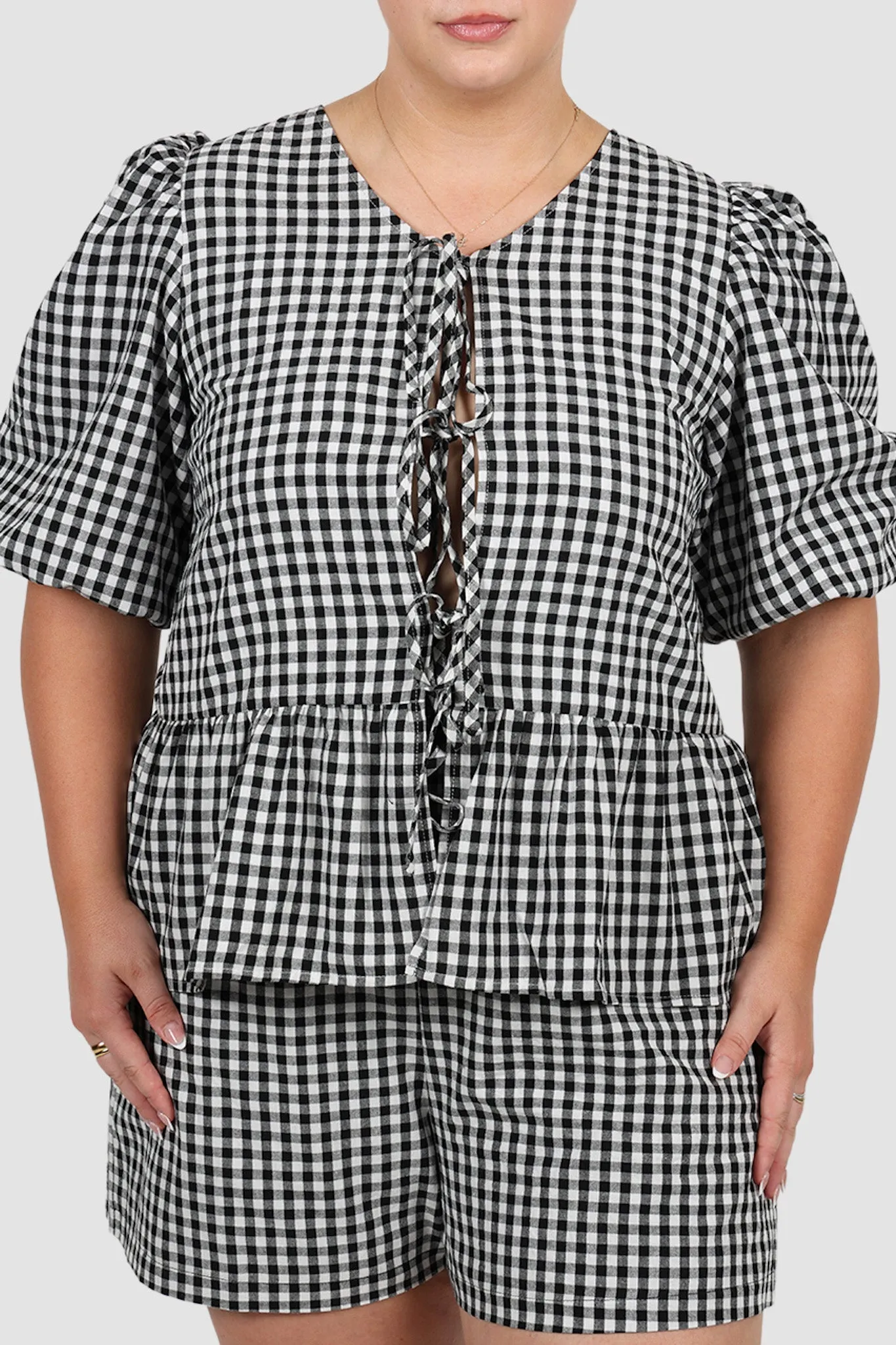 FAWN TOP B&W GINGHAM