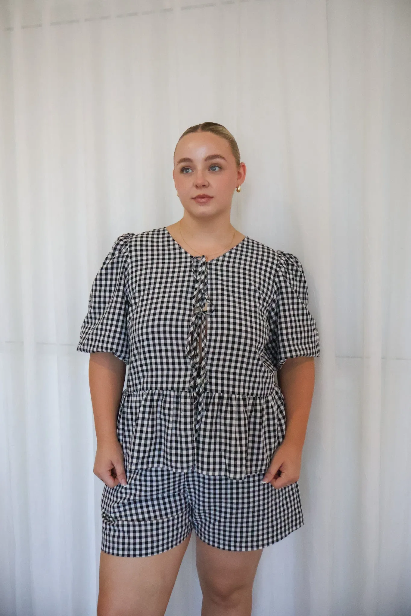 FAWN TOP B&W GINGHAM