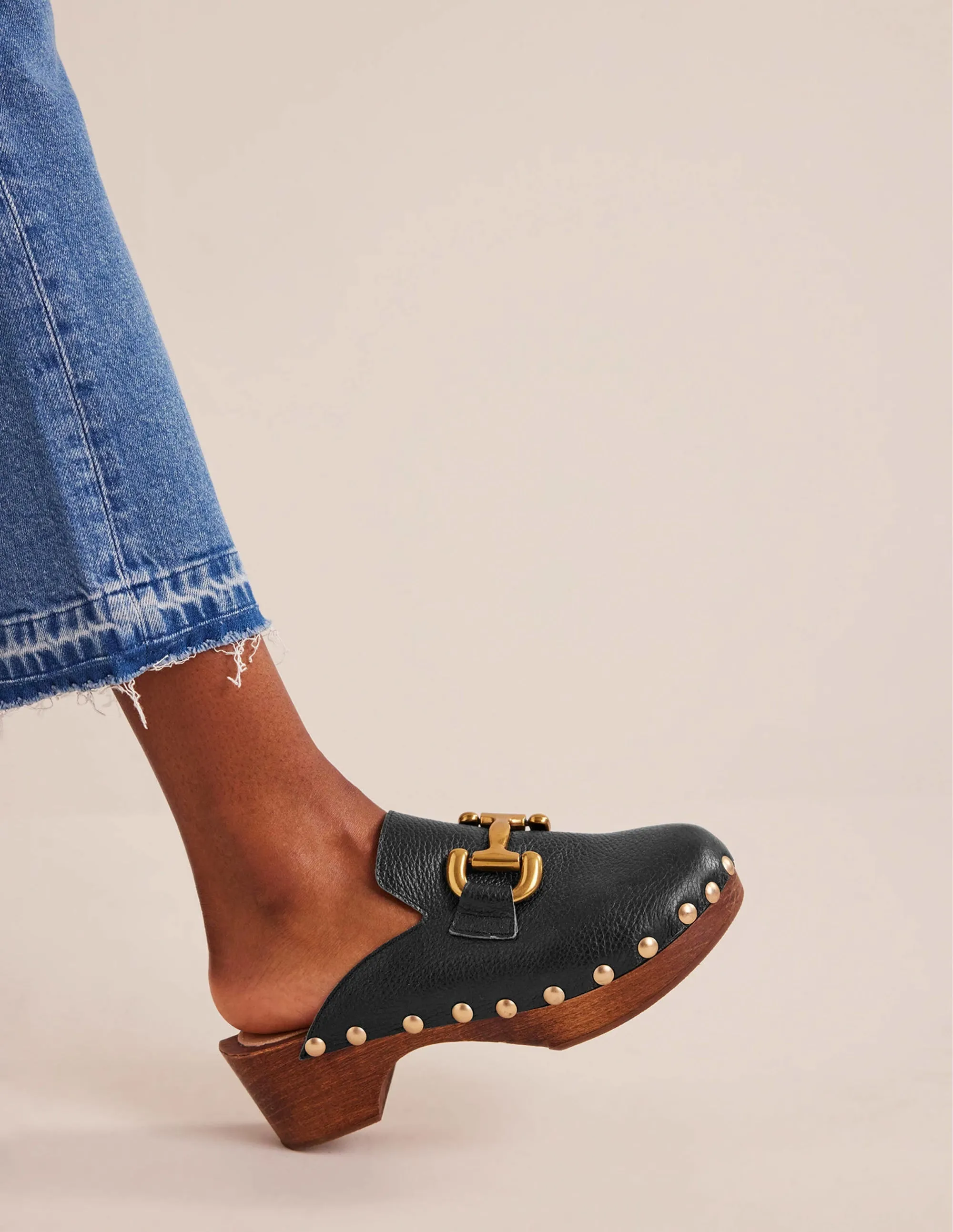 Iris Snaffle Heeled Clogs-Black Tumbled Leather