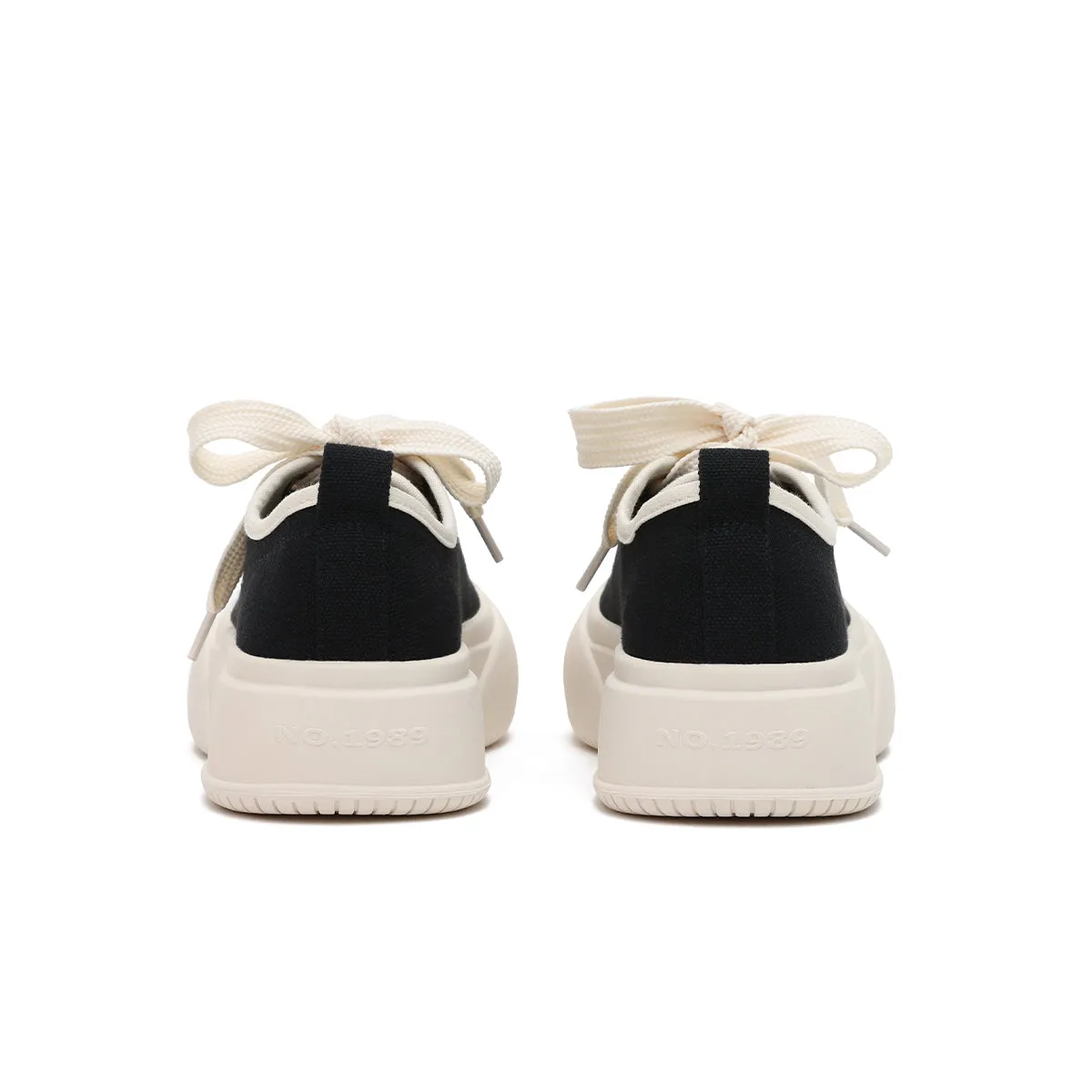 Versatile Flat Canvas Sneakers